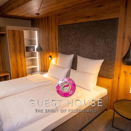 Guesthouse Felsenland Dahn Eksteriør billede